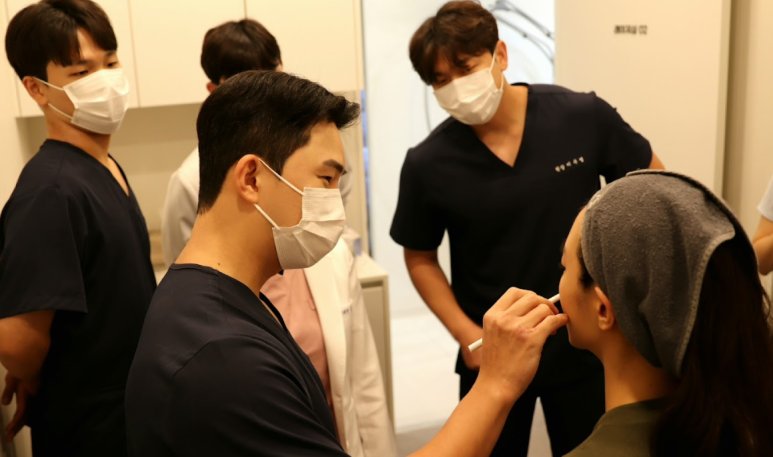 XERF lifting clinic Seoul
