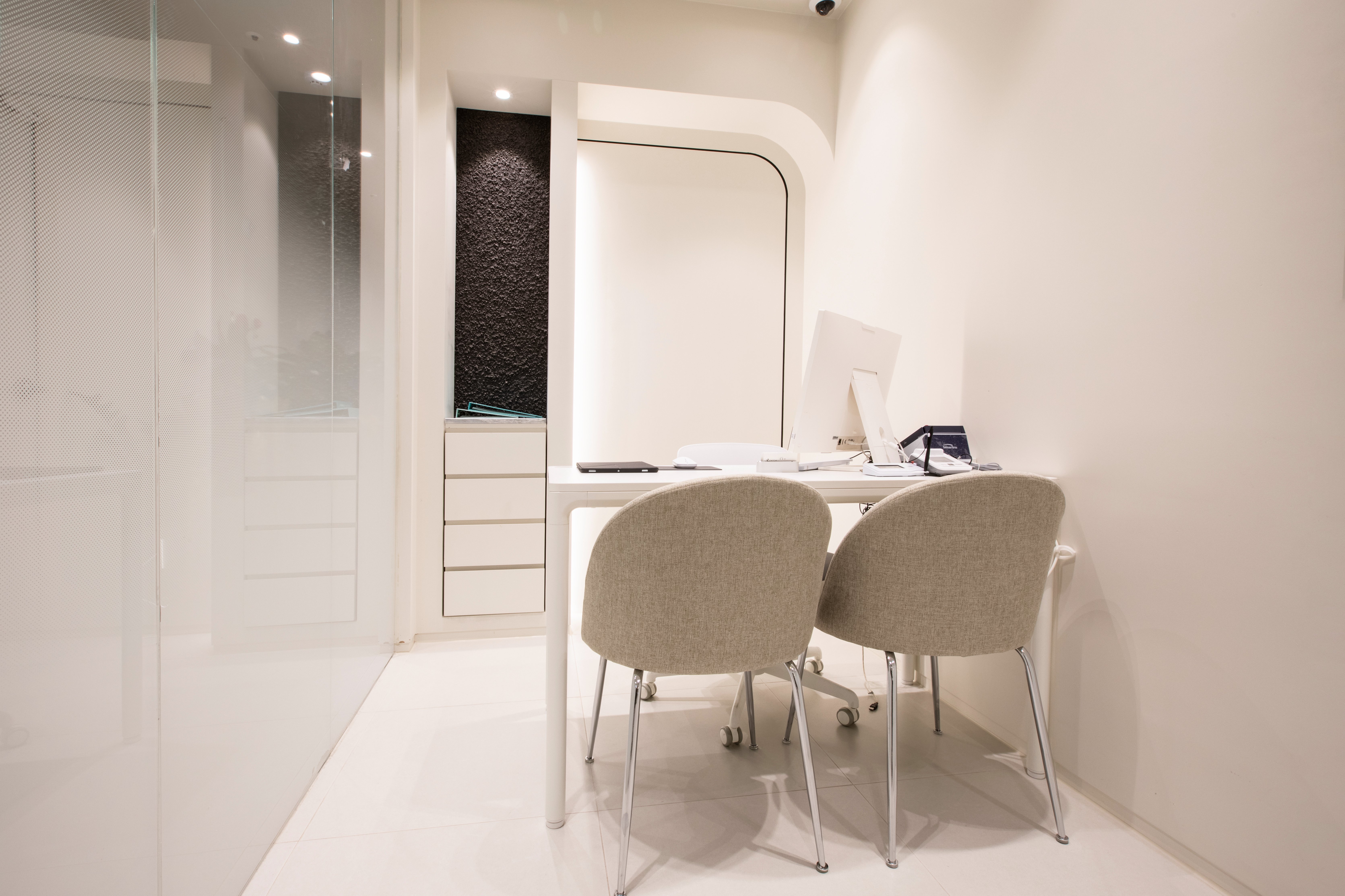 English speaking aesthetic clinic Seoul
